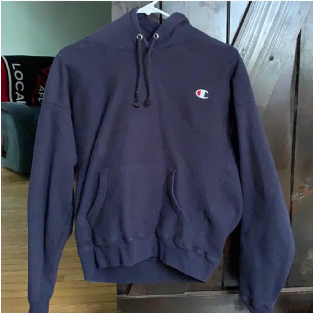 Navy Blue Champion Hoodie Size Large 2/$10 or 3/$13🎁